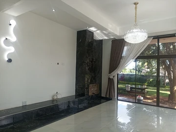 3 Bedroom Flat & Apartment